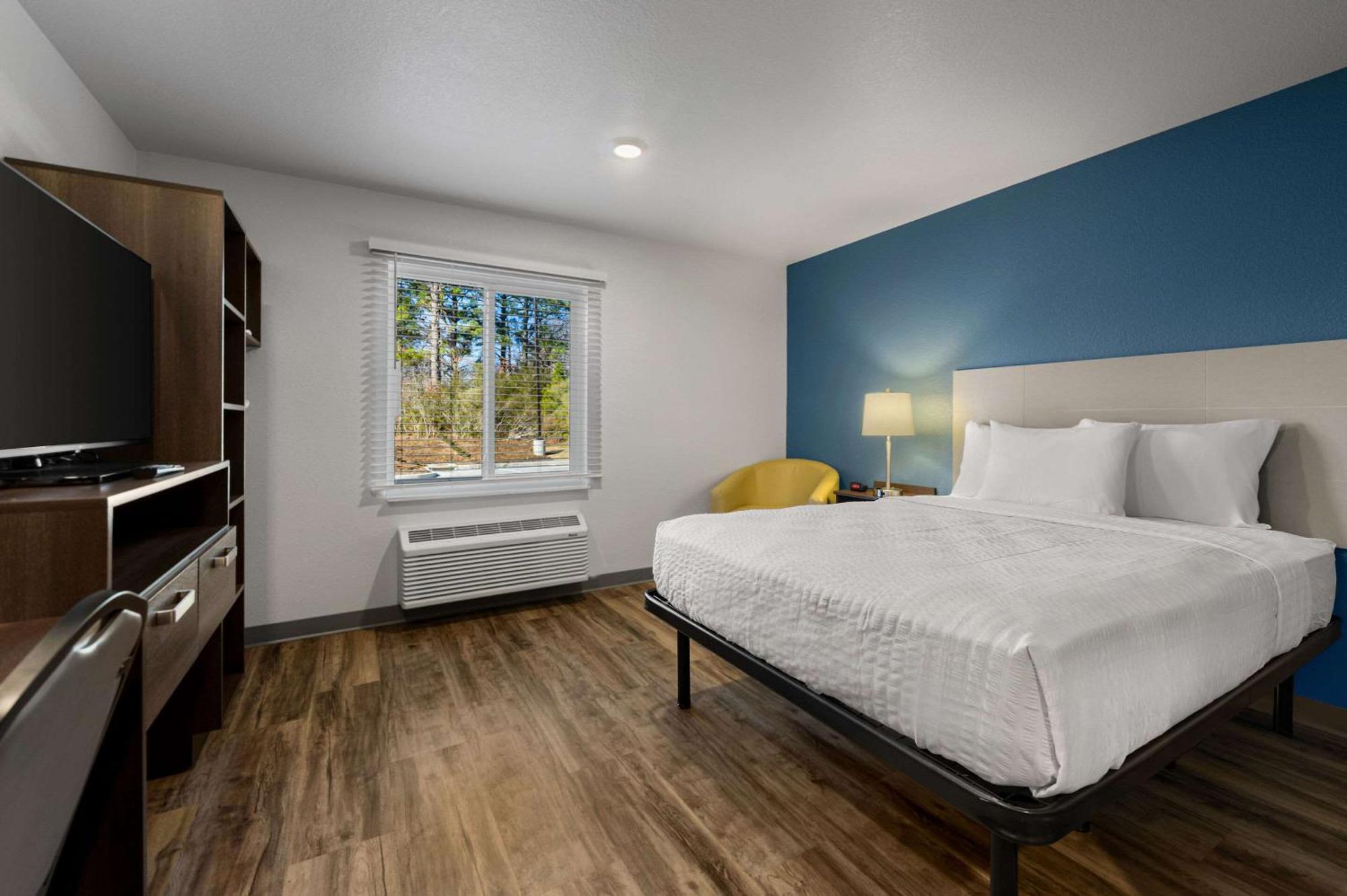 Woodspring Suites Yorktown Newport News Exterior photo